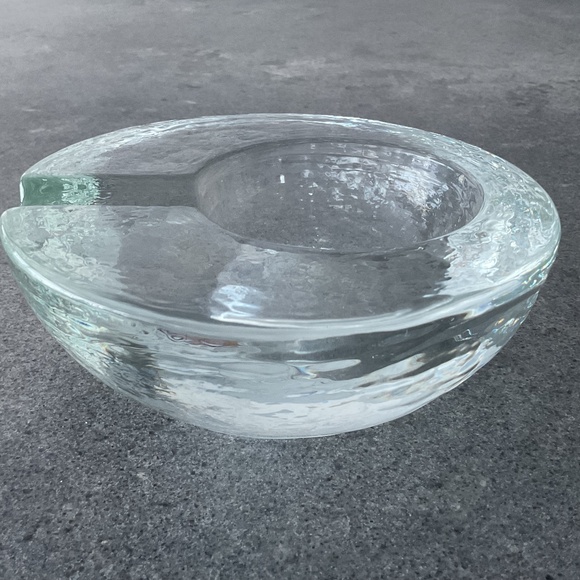 Pukeburg Ashtray designed by Uno Westerberg Sweden - Picture 1 of 10